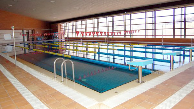 piscina cubierta poligono