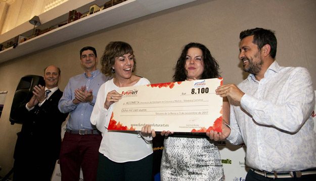 Acometa, Asociación de patologías de la Columna y la Médula de Talavera y su comarca fue la beneficiaria del proyecto de la Fundación Futurart 2017 en una gala que tuvo lugar en Palomarejos Golf