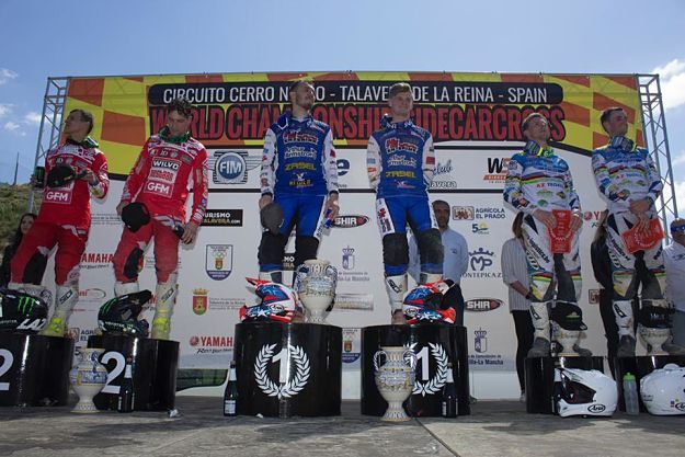 Las ganadores de la prueba del Mundial de Sidercross. Foto Moto Club Talavera, Facebook.
