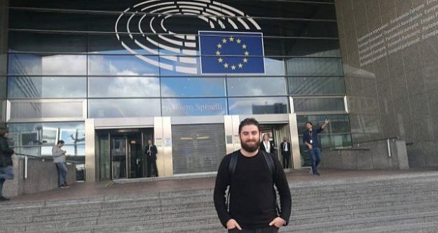 Daniel Velasco visita el Parlamento Europeo.